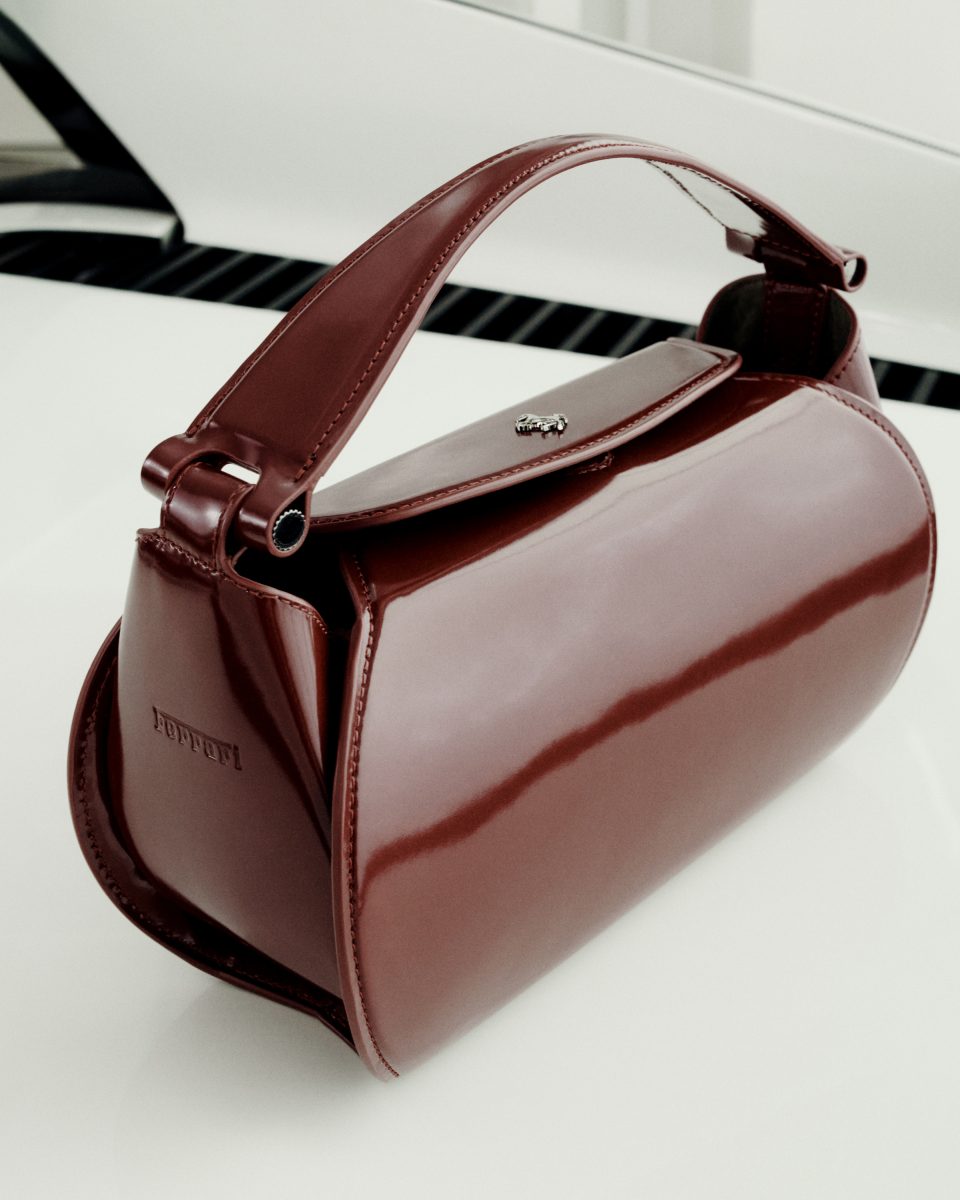 FERRARI FW25 ADVERTISING CAMPAIGN - THE WORKSHOP AS A VISIONARY LABORATORY OF STYLE AND INNOVATION Vanity Teen 虚荣青年 Lifestyle & new faces magazine FERRARI FW25 ADVERTISING CAMPAIGN - THE WORKSHOP AS A VISIONARY LABORATORY OF STYLE AND INNOVATION FERRARI FW25 ADVERTISING CAMPAIGN - THE WORKSHOP AS A VISIONARY LABORATORY OF STYLE AND INNOVATION Vanity Teen 虚荣青年 Lifestyle & new faces magazine