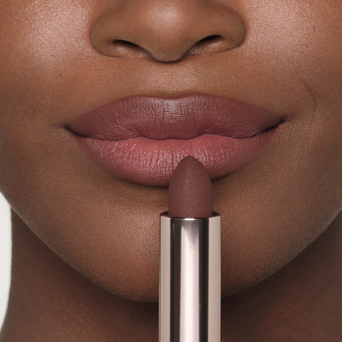 Discover the New Anastasia Beverly Hills Fall Collection -MATTE + SATIN LIPSTICK: Full-pigment formulas with comfortable wearability Discover the New Anastasia Beverly Hills Fall Collection -MATTE + SATIN LIPSTICK: Full-pigment formulas with comfortable wearability Vanity Teen 虚荣青年 Lifestyle & new faces magazine