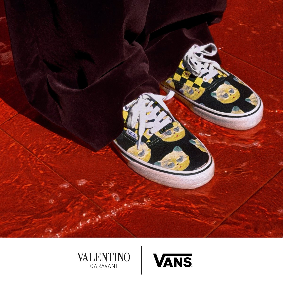 VALENTINO GARAVANI AND VANS COLLABORATION - A MORE VULNERABLE AND FLUID DIMENSION VALENTINO GARAVANI AND VANS COLLABORATION - A MORE VULNERABLE AND FLUID DIMENSION Vanity Teen 虚荣青年 Lifestyle & new faces magazine