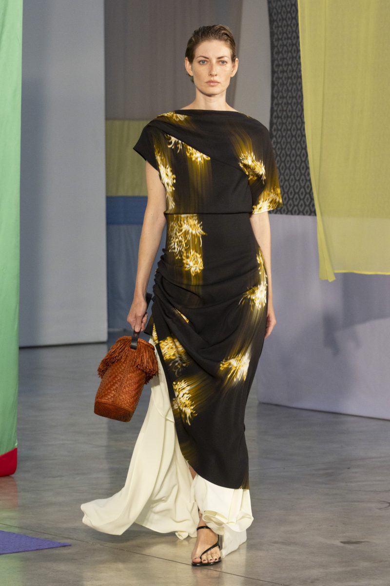 Proenza Schouler SS26 — A Prelude in Fragments Proenza Schouler SS26 — A Prelude in Fragments Vanity Teen 虚荣青年 Lifestyle & new faces magazine