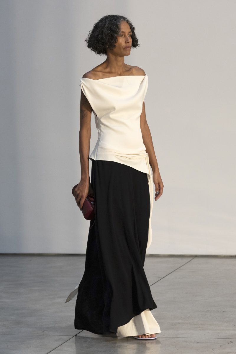 Proenza Schouler SS26 — A Prelude in Fragments Proenza Schouler SS26 — A Prelude in Fragments Vanity Teen 虚荣青年 Lifestyle & new faces magazine