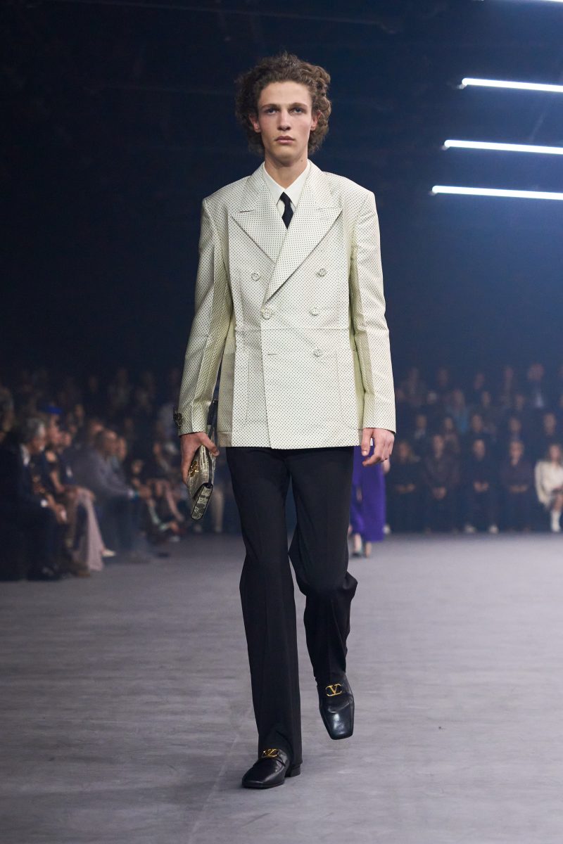 VALENTINO “FIREFLIES” SS26 COLLECTION VALENTINO “FIREFLIES” SS26 COLLECTION Vanity Teen 虚荣青年 Lifestyle & new faces magazine