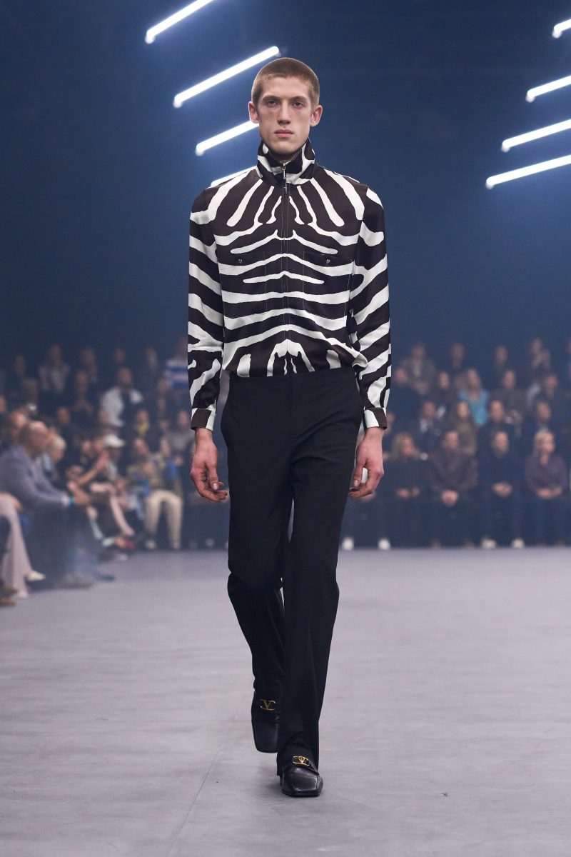 VALENTINO “FIREFLIES” SS26 COLLECTION VALENTINO “FIREFLIES” SS26 COLLECTION Vanity Teen 虚荣青年 Lifestyle & new faces magazine