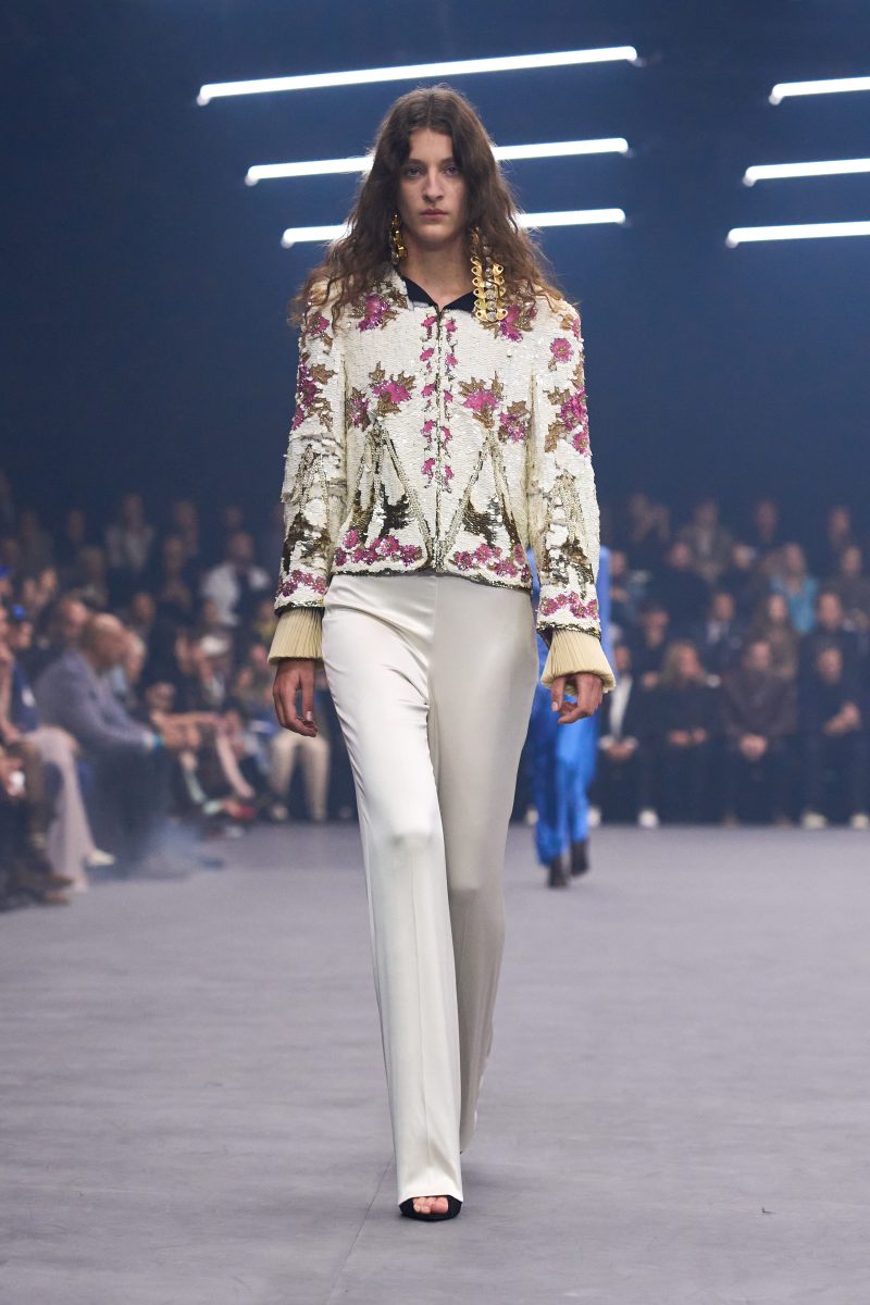 VALENTINO “FIREFLIES” SS26 COLLECTION VALENTINO “FIREFLIES” SS26 COLLECTION Vanity Teen 虚荣青年 Lifestyle & new faces magazine