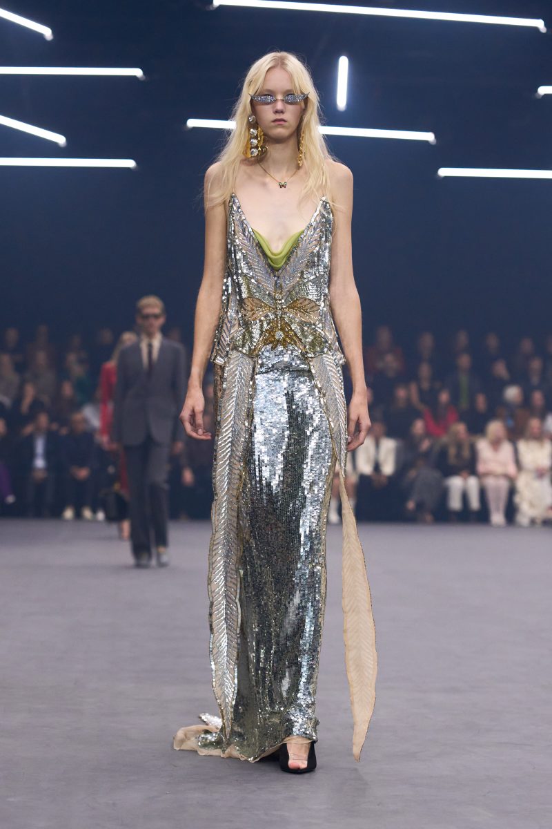 VALENTINO “FIREFLIES” SS26 COLLECTION VALENTINO “FIREFLIES” SS26 COLLECTION Vanity Teen 虚荣青年 Lifestyle & new faces magazine