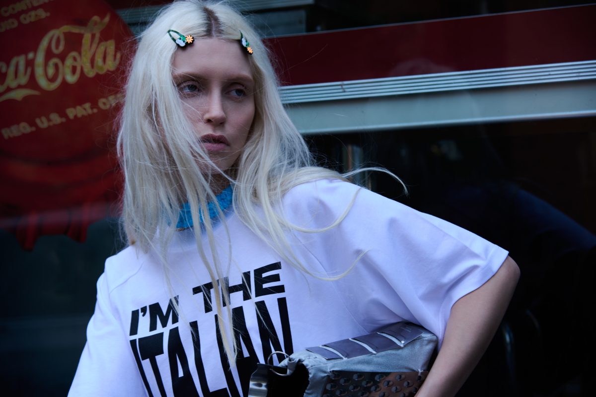 WISH YOU WERE HERE! (TO BUY SOMETHING) WISH YOU WERE HERE! (TO BUY SOMETHING) Vanity Teen 虚荣青年 Lifestyle & new faces magazine