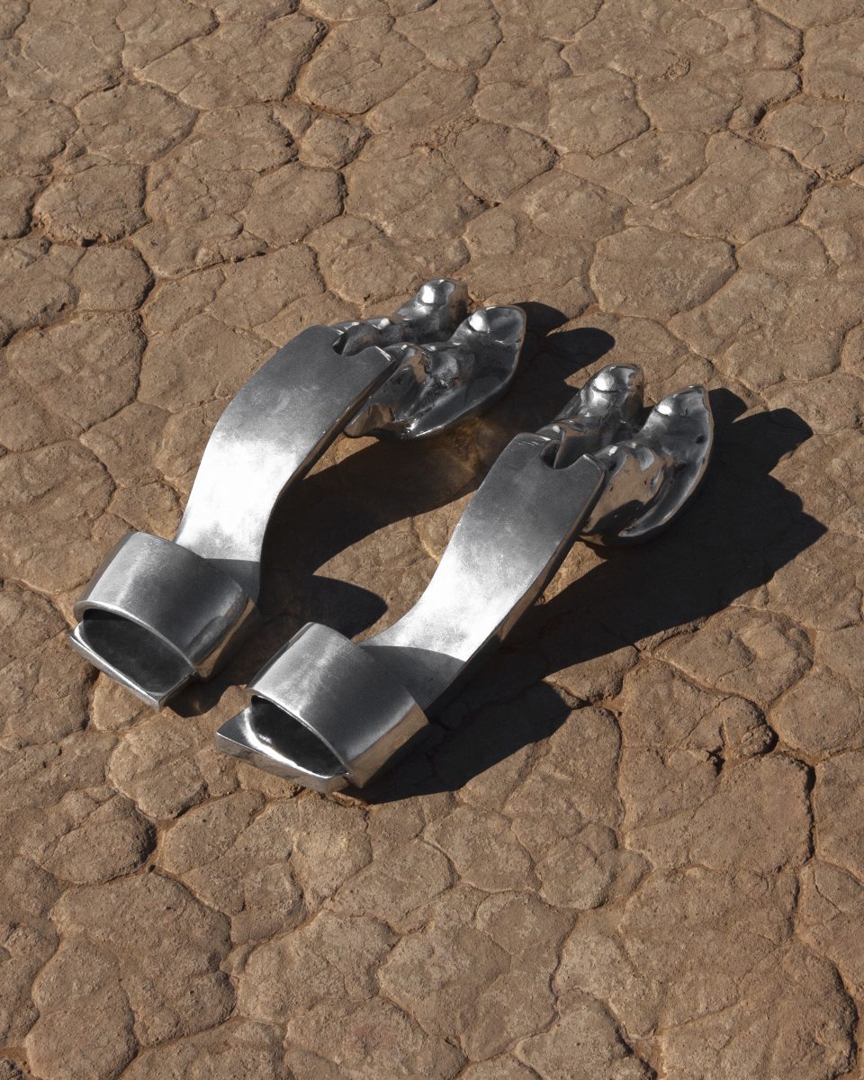 Palestinian Voices in Fashion: “What Should Have Been Home” by Nazzal Studio as a Reflection on the Future Palestinian Voices in Fashion: “What Should Have Been Home” by Nazzal Studio as a Reflection on the Future Vanity Teen 虚荣青年 Lifestyle & new faces magazine