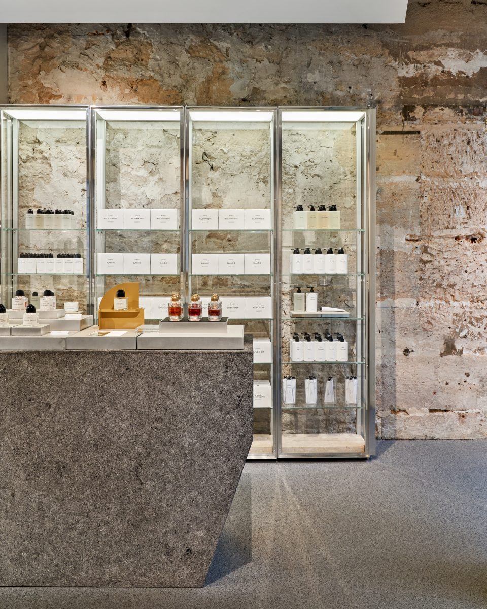 BYREDO REOPENING THE FLAGSHIP IN RUE SAINT HONORÉ BYREDO REOPENING THE FLAGSHIP IN RUE SAINT HONORÉ Vanity Teen 虚荣青年 Lifestyle & new faces magazine