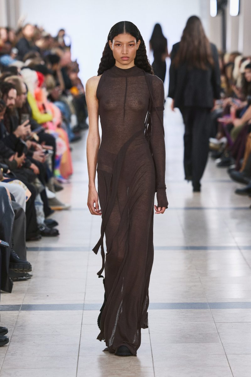 Ottolinger Presents “Girlfriend”: SS26 at Paris Fashion Week Ottolinger Presents “Girlfriend”: SS26 at Paris Fashion Week Vanity Teen 虚荣青年 Lifestyle & new faces magazine