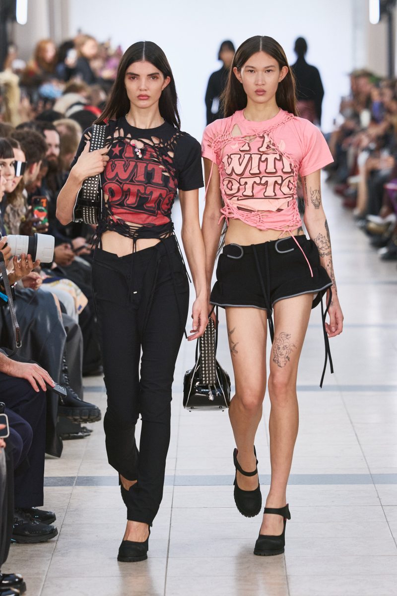 Ottolinger Presents “Girlfriend”: SS26 at Paris Fashion Week Ottolinger Presents “Girlfriend”: SS26 at Paris Fashion Week Vanity Teen 虚荣青年 Lifestyle & new faces magazine