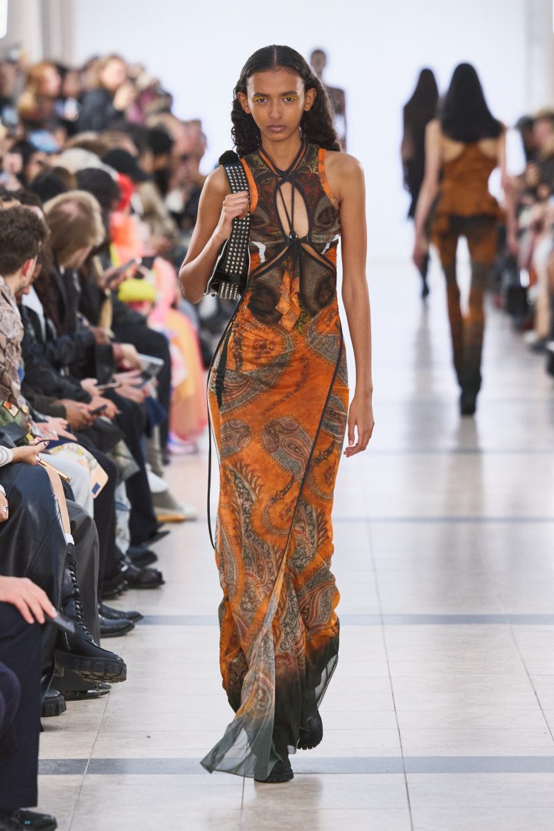 Ottolinger Presents “Girlfriend”: SS26 at Paris Fashion Week Ottolinger Presents “Girlfriend”: SS26 at Paris Fashion Week Vanity Teen 虚荣青年 Lifestyle & new faces magazine