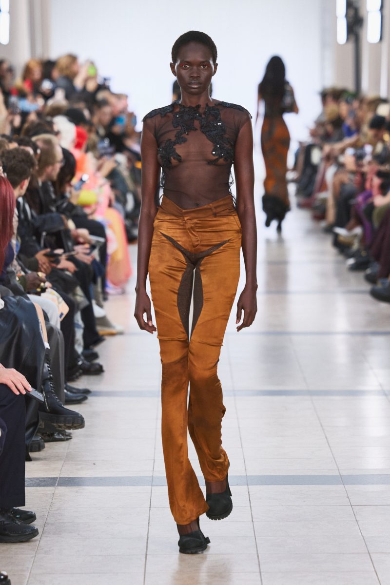 Ottolinger Presents “Girlfriend”: SS26 at Paris Fashion Week Ottolinger Presents “Girlfriend”: SS26 at Paris Fashion Week Vanity Teen 虚荣青年 Lifestyle & new faces magazine