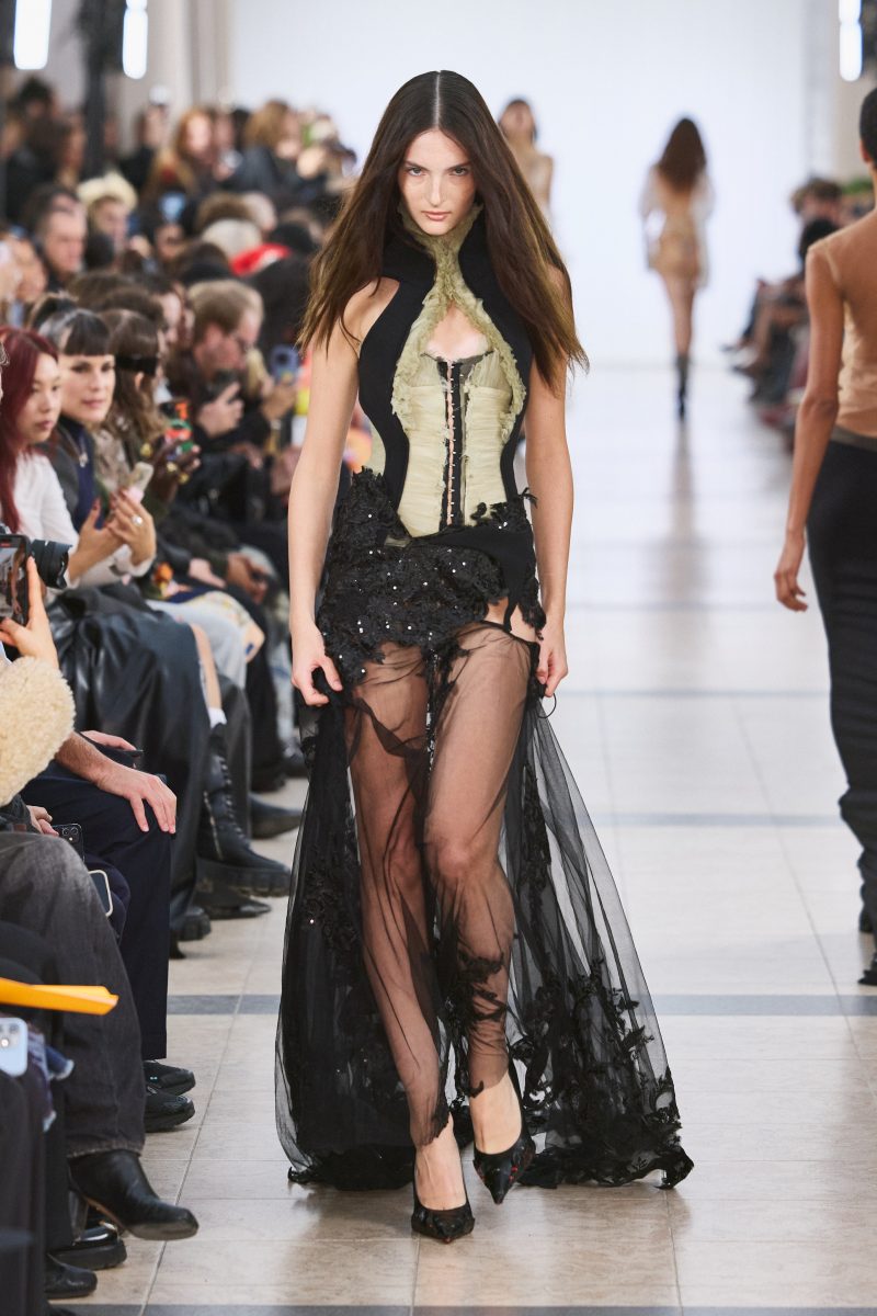 Ottolinger Presents “Girlfriend”: SS26 at Paris Fashion Week Ottolinger Presents “Girlfriend”: SS26 at Paris Fashion Week Vanity Teen 虚荣青年 Lifestyle & new faces magazine