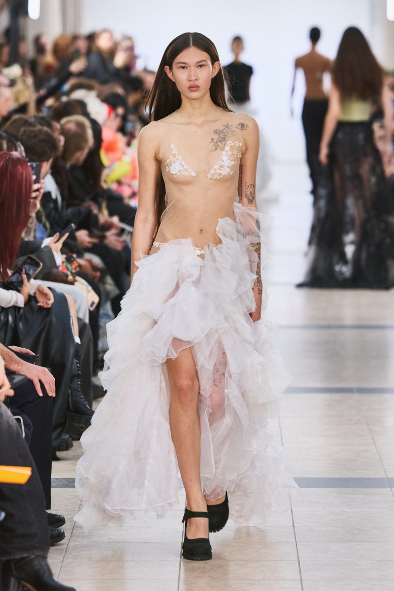 Ottolinger Presents “Girlfriend”: SS26 at Paris Fashion Week Ottolinger Presents “Girlfriend”: SS26 at Paris Fashion Week Vanity Teen 虚荣青年 Lifestyle & new faces magazine