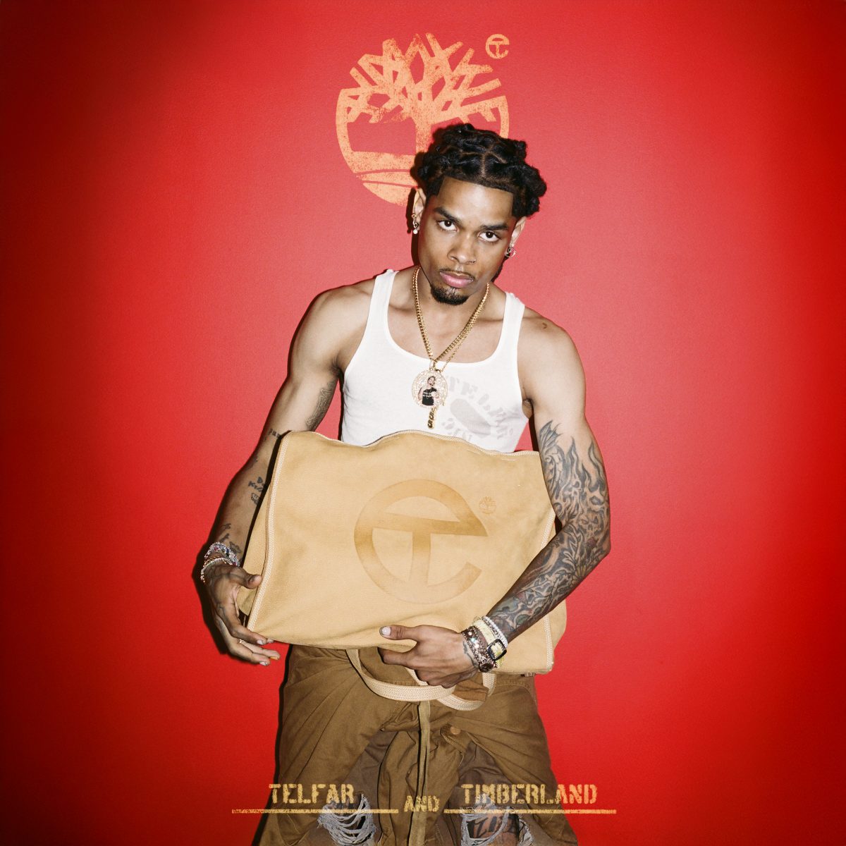 TIMBERLAND AND TELFAR-TWO ICONIC LEATHER BRANDS-REVEAL NEW BOOT AND BAG COLLABORATION TIMBERLAND AND TELFAR-TWO ICONIC LEATHER BRANDS-REVEAL NEW BOOT AND BAG COLLABORATION Vanity Teen 虚荣青年 Lifestyle & new faces magazine