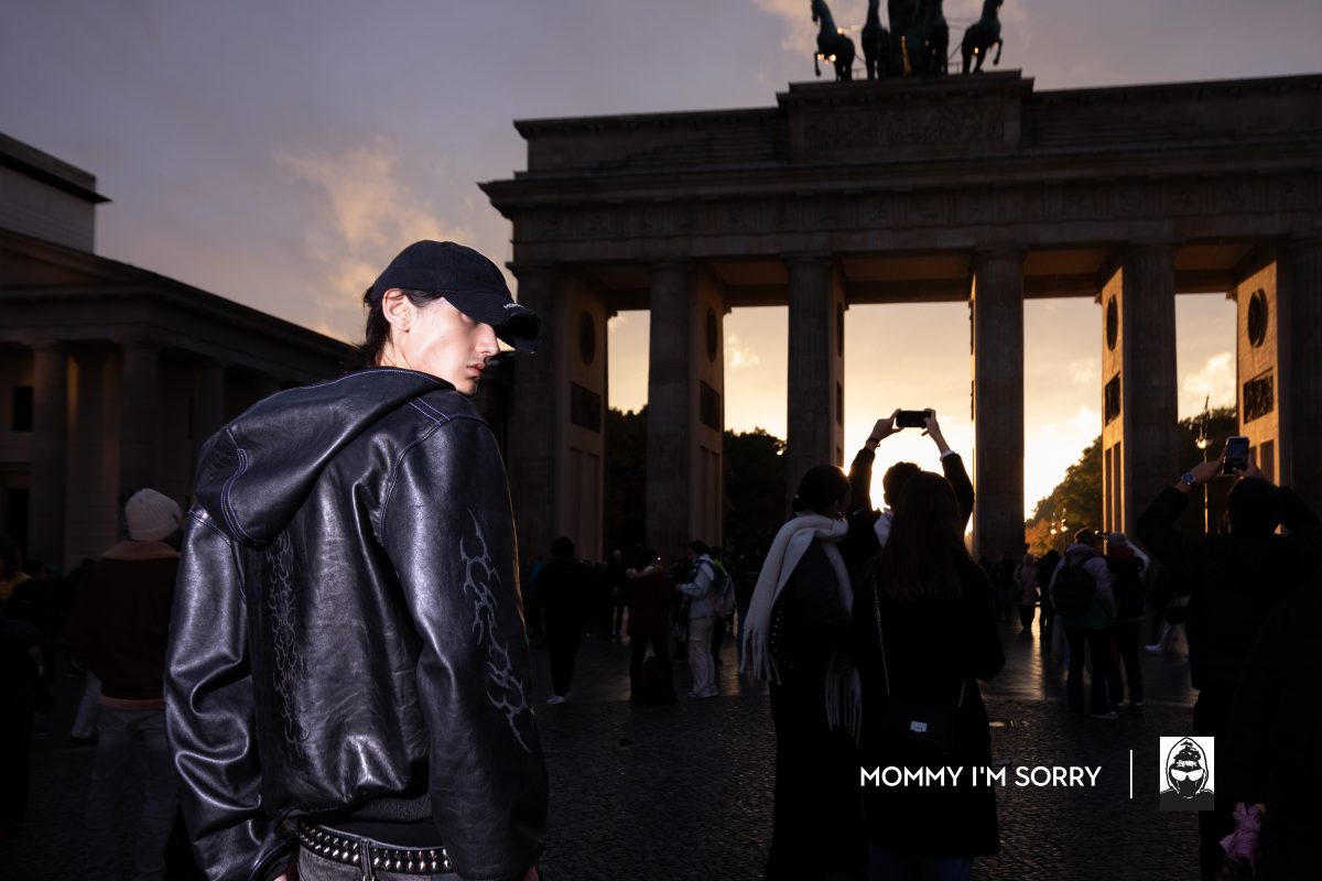 YOUTHOFPARIS X MOMMY I'M SORRY: A Pitch on Tattoo Culture as barrier breaking industry YOUTHOFPARIS X MOMMY I'M SORRY: A Pitch on Tattoo Culture as barrier breaking industry Vanity Teen 虚荣青年 Lifestyle & new faces magazine