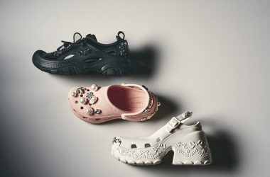 Simone Rocha and Crocs Launches Fourth Collaboration Today Simone Rocha and Crocs Launches Fourth Collaboration Today Vanity Teen 虚荣青年 Lifestyle & new faces magazine
