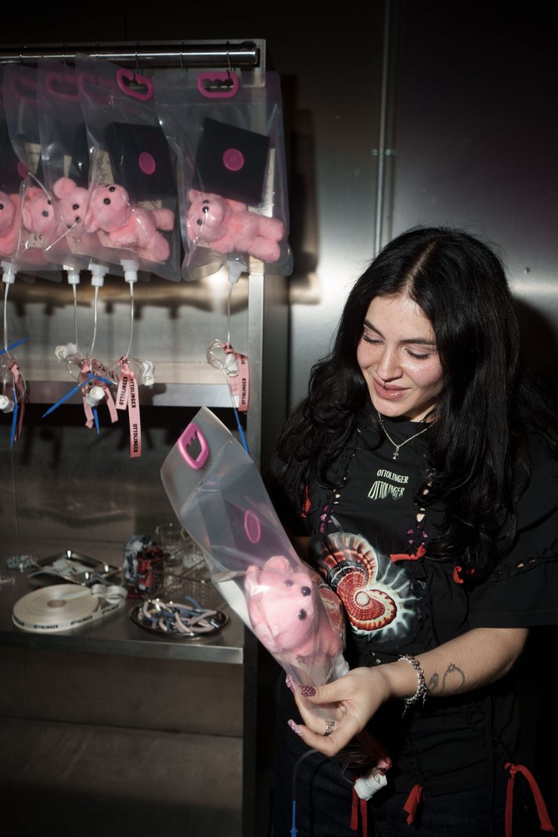 Tinder x Ottolinger Re/Pair Workshop: A Hands-On Exploration of Connection and Self-Expression Tinder x Ottolinger Re/Pair Workshop: A Hands-On Exploration of Connection and Self-Expression Vanity Teen 虚荣青年 Lifestyle & new faces magazine