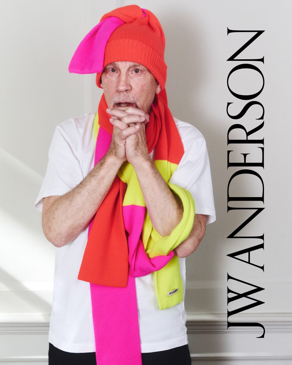 Mel C and John Malkovich starring in JW ANDERSON Loafer Bag Campaign Vanity Teen 虚荣青年 Lifestyle & new faces magazine Mel C and John Malkovich starring in JW ANDERSON Loafer Bag Campaign Mel C and John Malkovich starring in JW ANDERSON Loafer Bag Campaign Vanity Teen 虚荣青年 Lifestyle & new faces magazine