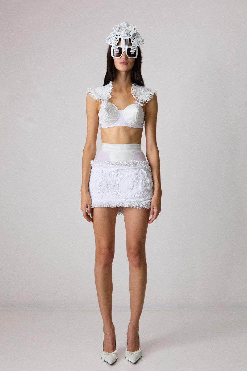 Luis de Javier SS26 collection is inspired by flamenco dancer Rocio Molina Luis de Javier SS26 collection is inspired by flamenco dancer Rocio Molina Vanity Teen 虚荣青年 Lifestyle & new faces magazine