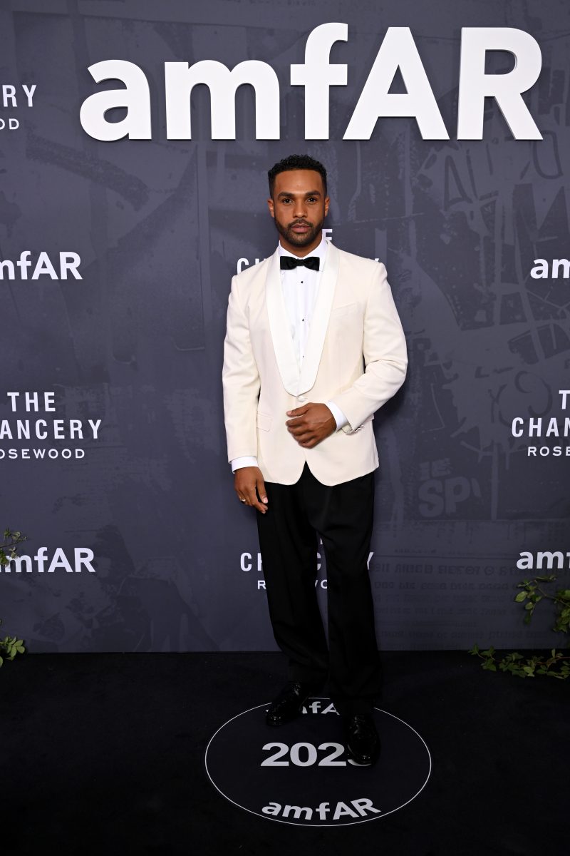 amfAR Raises $2.1 Million at Inaugural London Gala amfAR Raises $2.1 Million at Inaugural London Gala Vanity Teen 虚荣青年 Lifestyle & new faces magazine