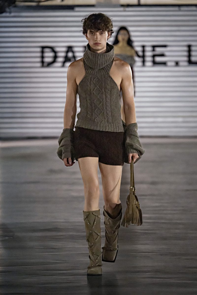 MARRKNULL X DAPHNE.LAB - SHANGHAI SHOW MARRKNULL X DAPHNE.LAB - SHANGHAI SHOW Vanity Teen 虚荣青年 Lifestyle & new faces magazine