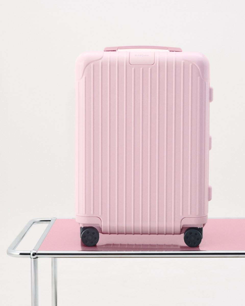 RIMOWA introduces Ballerina Pink, a timeless and enchanting colour, for its Essential range RIMOWA introduces Ballerina Pink, a timeless and enchanting colour, for its Essential range Vanity Teen 虚荣青年 Lifestyle & new faces magazine