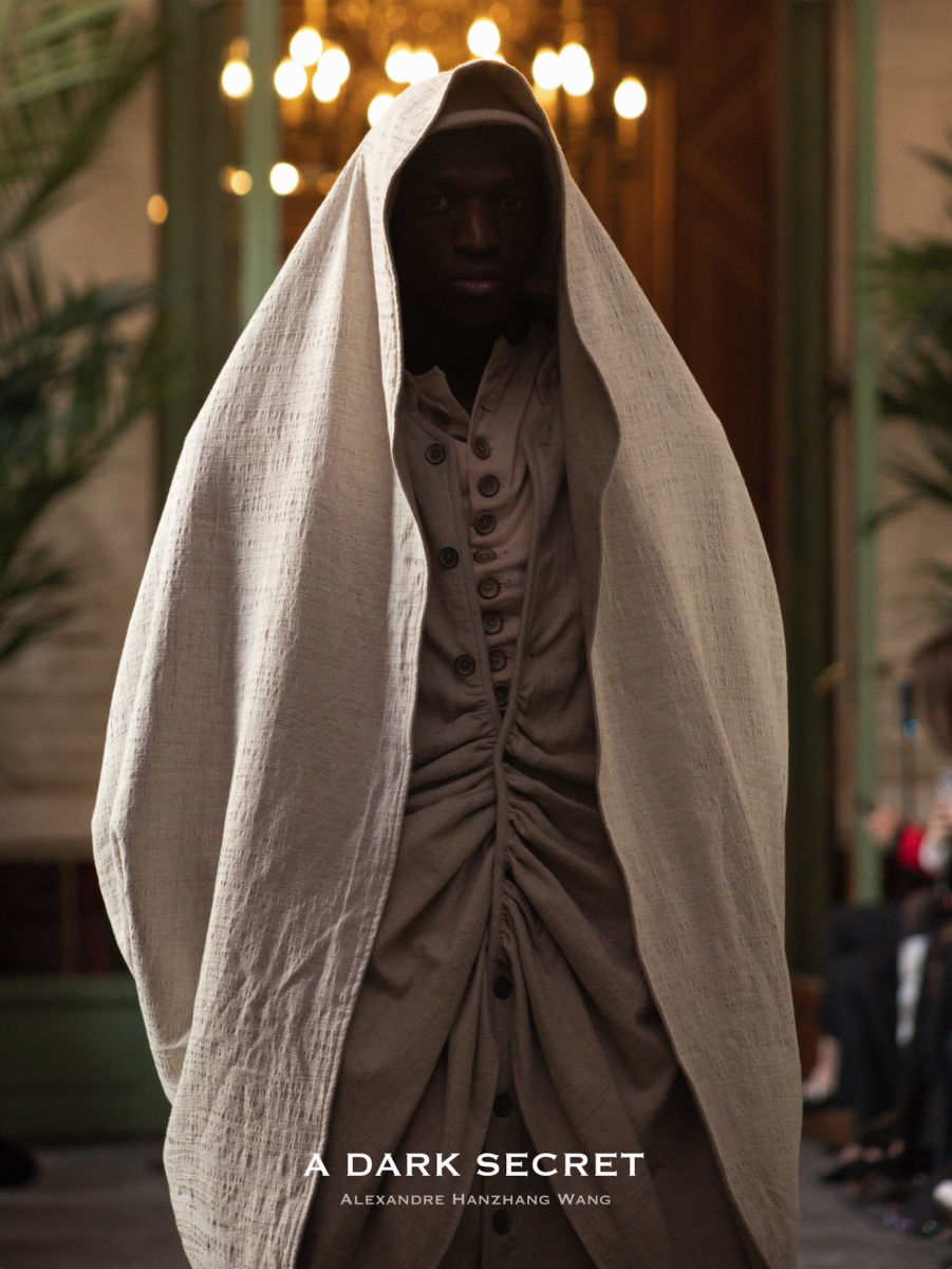 A Dark Secret Champions Sustainable Fashion with ‘The Last Man’ at Paris Fashion Week Vanity Teen 虚荣青年 Lifestyle & new faces magazine A Dark Secret Champions Sustainable Fashion with ‘The Last Man’ at Paris Fashion Week A Dark Secret Champions Sustainable Fashion with ‘The Last Man’ at Paris Fashion Week Vanity Teen 虚荣青年 Lifestyle & new faces magazine