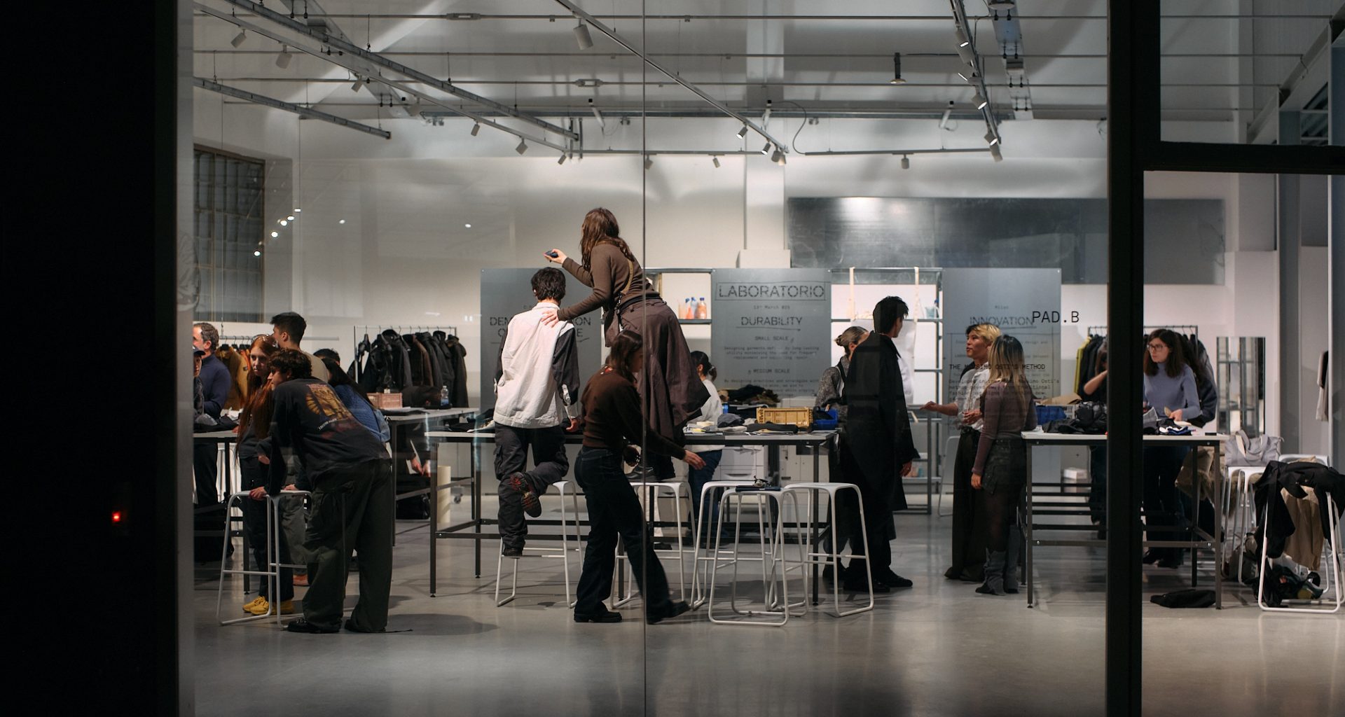 REIMAGINING GARMENTS AND THEIR USE: C.P. COMPANY UNVEILS THE NEW INSTALMENT OF LABORATORIO REIMAGINING GARMENTS AND THEIR USE: C.P. COMPANY UNVEILS THE NEW INSTALMENT OF LABORATORIO Vanity Teen 虚荣青年 Lifestyle & new faces magazine