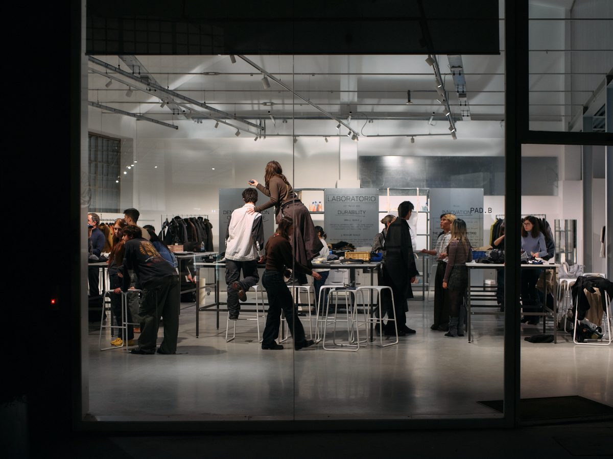 REIMAGINING GARMENTS AND THEIR USE: C.P. COMPANY UNVEILS THE NEW INSTALMENT OF LABORATORIO REIMAGINING GARMENTS AND THEIR USE: C.P. COMPANY UNVEILS THE NEW INSTALMENT OF LABORATORIO Vanity Teen 虚荣青年 Lifestyle & new faces magazine