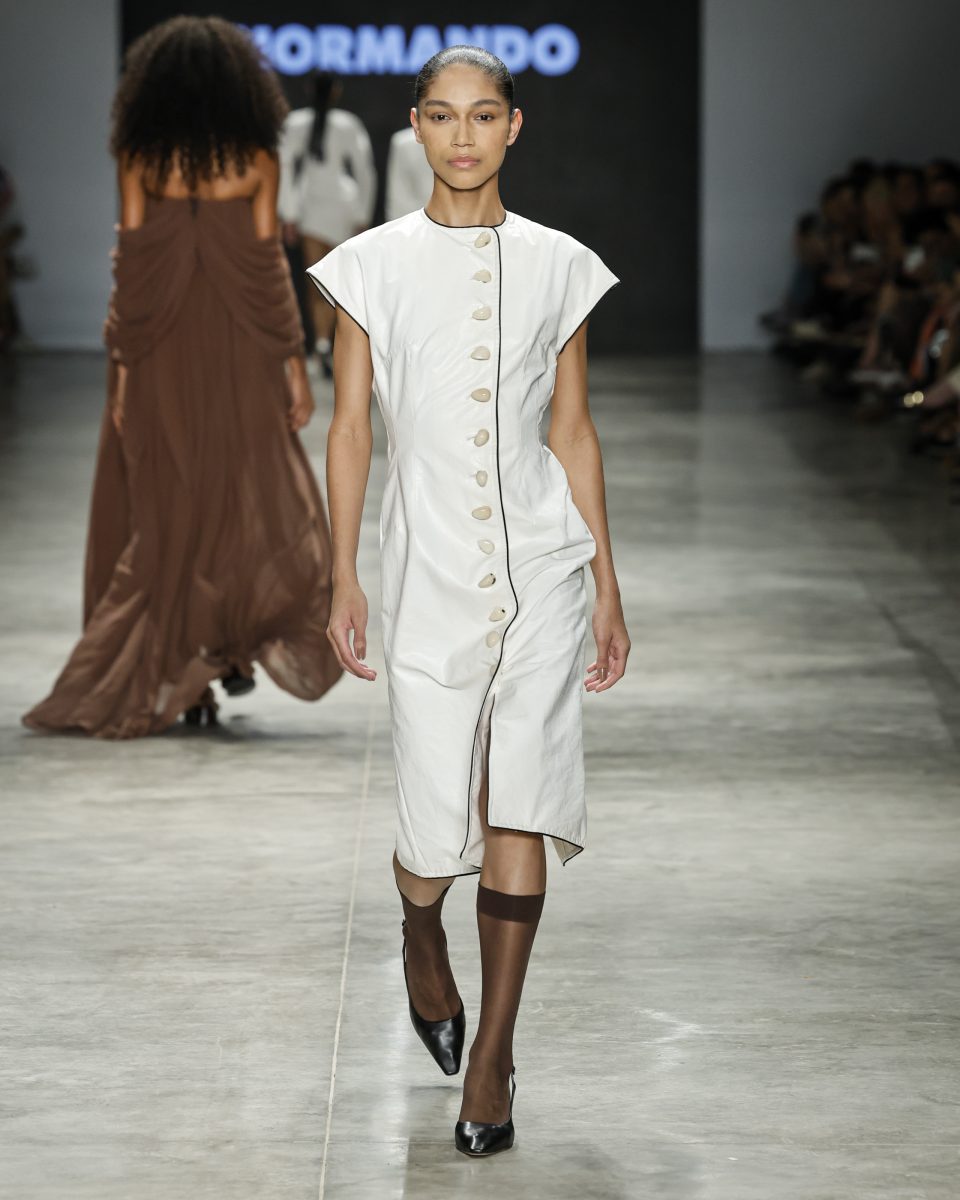 Normando presents a collection inspired by Amazonian myths and fauna, featuring innovational biotechnological dye at SPFW N60 Normando presents a collection inspired by Amazonian myths and fauna, featuring innovational biotechnological dye at SPFW N60 Vanity Teen 虚荣青年 Lifestyle & new faces magazine