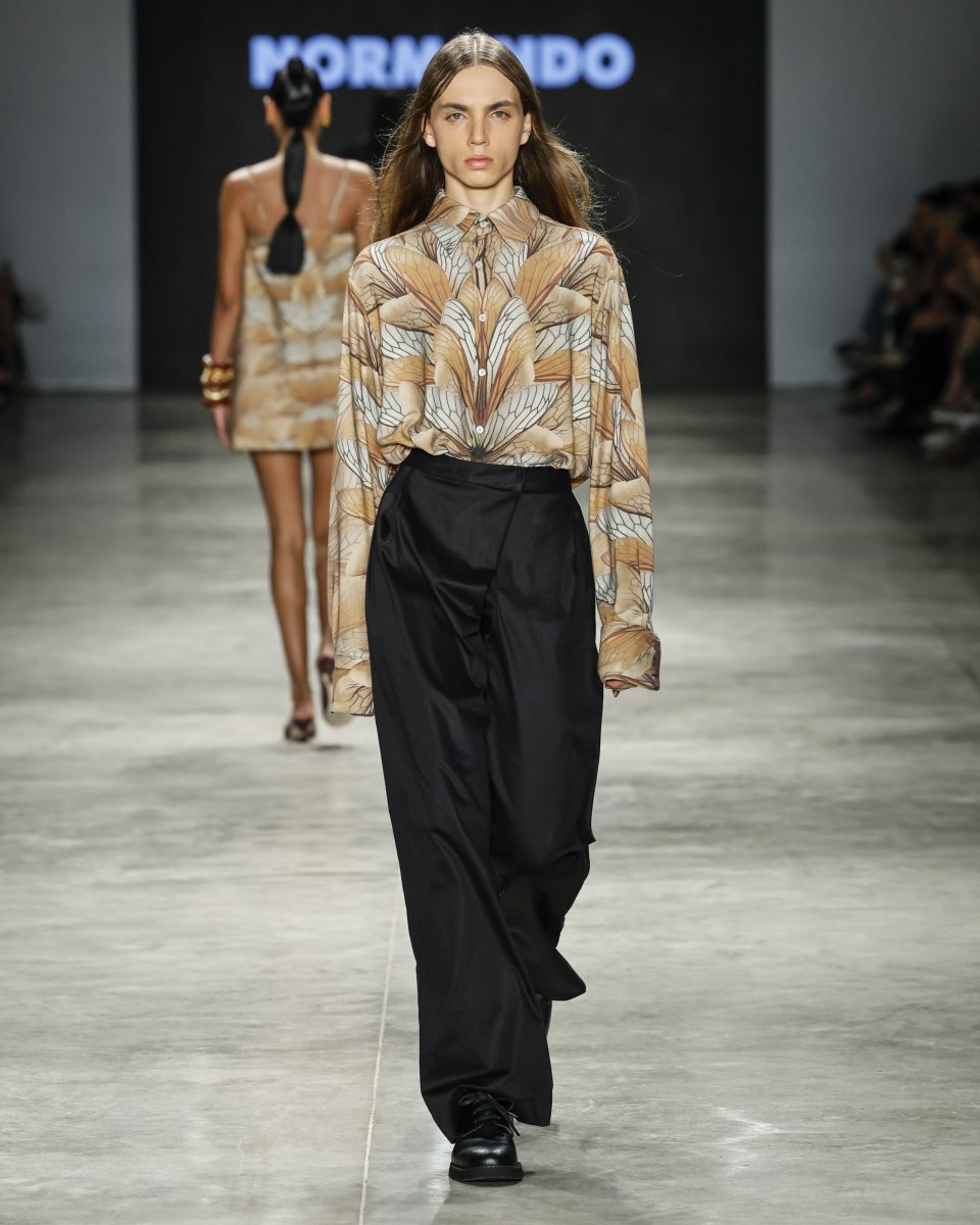 Normando presents a collection inspired by Amazonian myths and fauna, featuring innovational biotechnological dye at SPFW N60 Normando presents a collection inspired by Amazonian myths and fauna, featuring innovational biotechnological dye at SPFW N60 Vanity Teen 虚荣青年 Lifestyle & new faces magazine