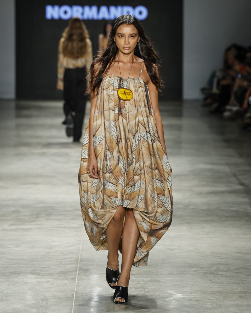 Normando presents a collection inspired by Amazonian myths and fauna, featuring innovational biotechnological dye at SPFW N60 Normando presents a collection inspired by Amazonian myths and fauna, featuring innovational biotechnological dye at SPFW N60 Vanity Teen 虚荣青年 Lifestyle & new faces magazine