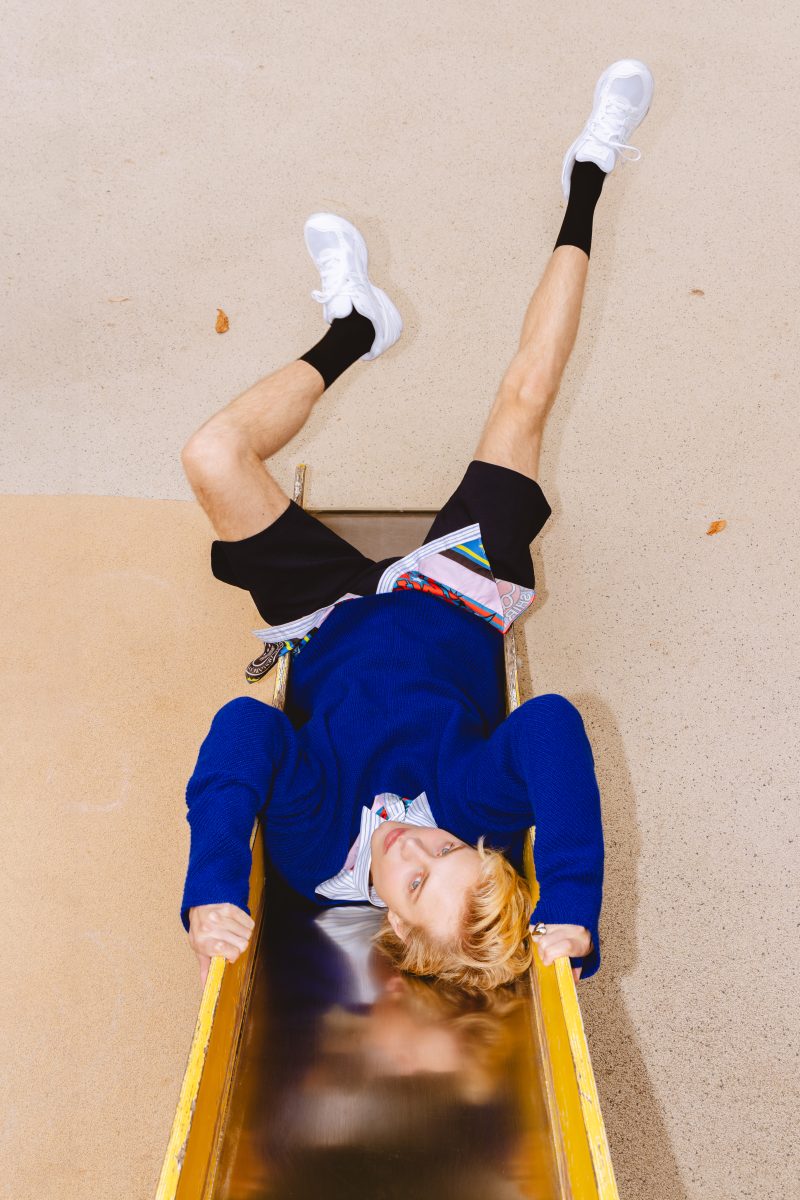 Yes, I told mum I was going to Paris Yes, I told mum I was going to Paris Vanity Teen 虚荣青年 Lifestyle & new faces magazine