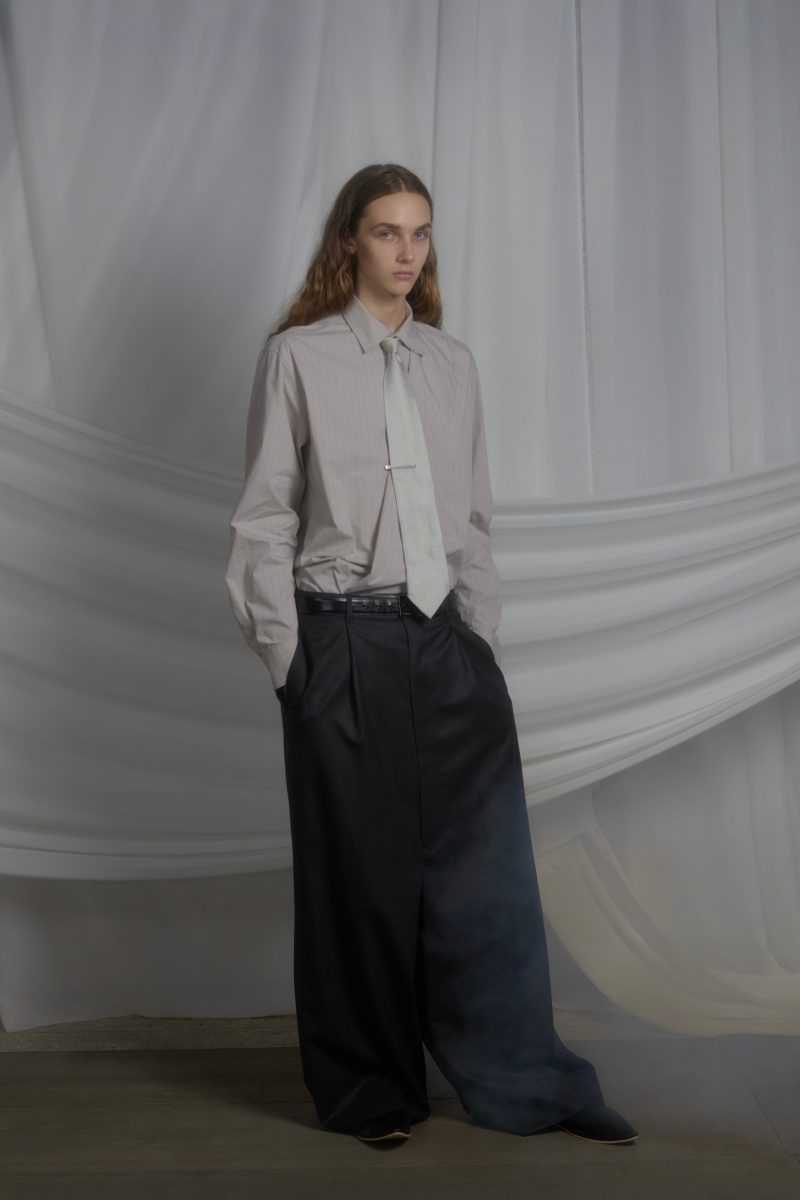 SS26 "ENLIGHTMENT": A new menswear language by MOOHONG SS26 "ENLIGHTMENT": A new menswear language by MOOHONG Vanity Teen 虚荣青年 Lifestyle & new faces magazine