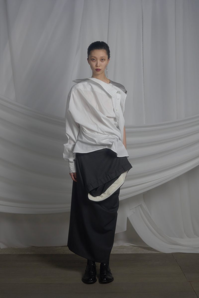 SS26 "ENLIGHTMENT": A new menswear language by MOOHONG SS26 "ENLIGHTMENT": A new menswear language by MOOHONG Vanity Teen 虚荣青年 Lifestyle & new faces magazine