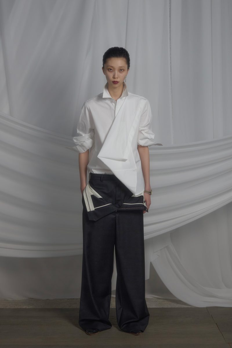 SS26 "ENLIGHTMENT": A new menswear language by MOOHONG SS26 "ENLIGHTMENT": A new menswear language by MOOHONG Vanity Teen 虚荣青年 Lifestyle & new faces magazine