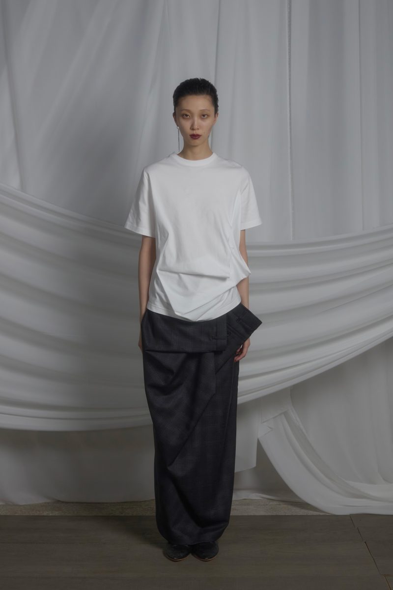 SS26 "ENLIGHTMENT": A new menswear language by MOOHONG SS26 "ENLIGHTMENT": A new menswear language by MOOHONG Vanity Teen 虚荣青年 Lifestyle & new faces magazine