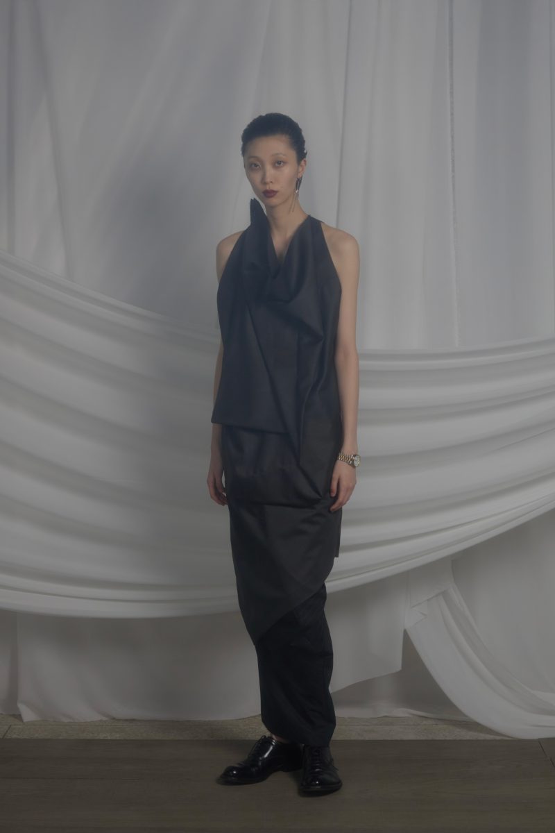 SS26 "ENLIGHTMENT": A new menswear language by MOOHONG SS26 "ENLIGHTMENT": A new menswear language by MOOHONG Vanity Teen 虚荣青年 Lifestyle & new faces magazine