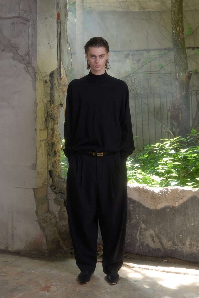 SS26 "ENLIGHTMENT": A new menswear language by MOOHONG SS26 "ENLIGHTMENT": A new menswear language by MOOHONG Vanity Teen 虚荣青年 Lifestyle & new faces magazine