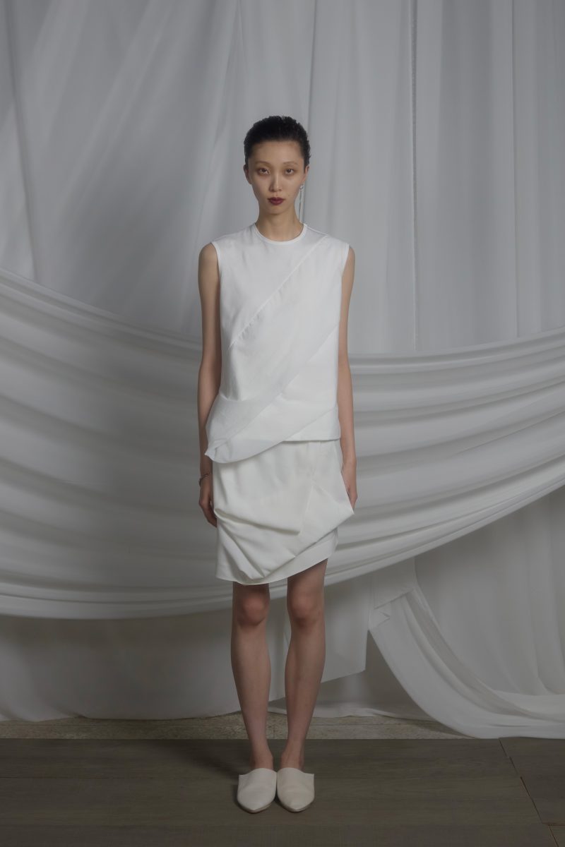 SS26 "ENLIGHTMENT": A new menswear language by MOOHONG SS26 "ENLIGHTMENT": A new menswear language by MOOHONG Vanity Teen 虚荣青年 Lifestyle & new faces magazine