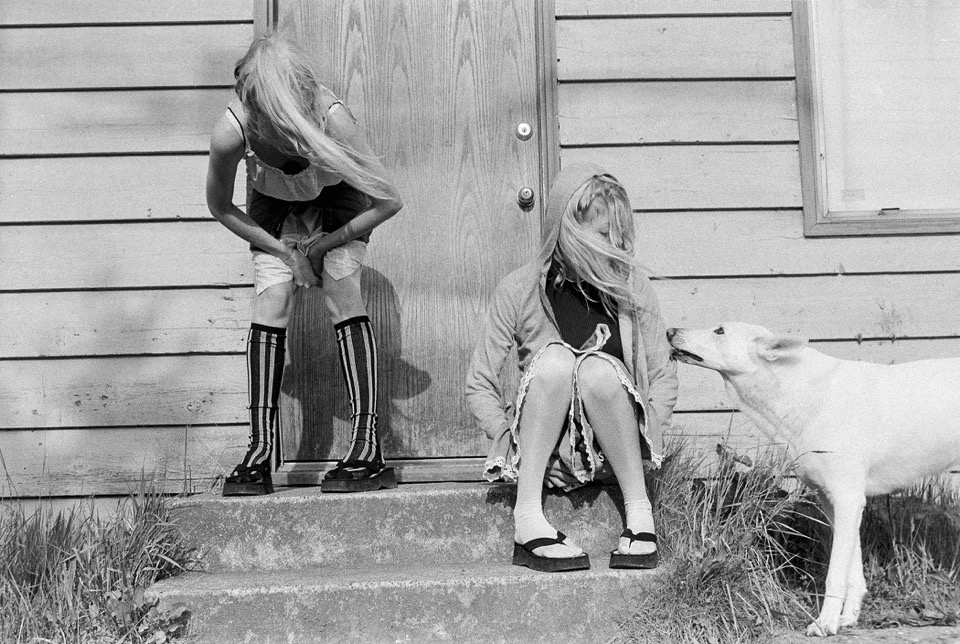 New York> Bootsy Holler - MAKiNG iT- an intimate documentary of the Seattle indie, rock & punk scene, 1992–2008- Book Signing + Talk 22.11.25 Leica Gallery Vanity Teen 虚荣青年 Lifestyle & new faces magazine New York> Bootsy Holler - MAKiNG iT- an intimate documentary of the Seattle indie, rock & punk scene, 1992–2008- Book Signing + Talk 22.11.25 Leica Gallery New York> Bootsy Holler - MAKiNG iT- an intimate documentary of the Seattle indie, rock & punk scene, 1992–2008- Book Signing + Talk 22.11.25 Leica Gallery Vanity Teen 虚荣青年 Lifestyle & new faces magazine