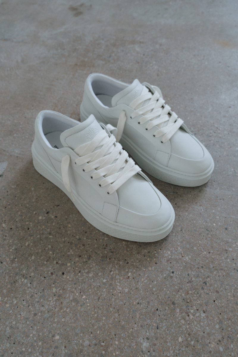 THE NEW AXIS SNEAKER FROM THE COUTURE CLUB THE NEW AXIS SNEAKER FROM THE COUTURE CLUB Vanity Teen 虚荣青年 Lifestyle & new faces magazine