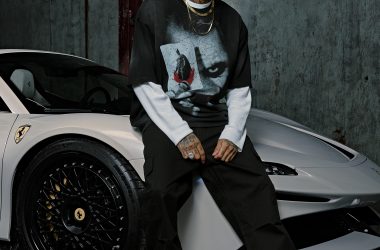 Tyga & YG Front YoungLA’s New Batman Collection Dropping This Black Friday Tyga & YG Front YoungLA’s New Batman Collection Dropping This Black Friday Vanity Teen 虚荣青年 Lifestyle & new faces magazine