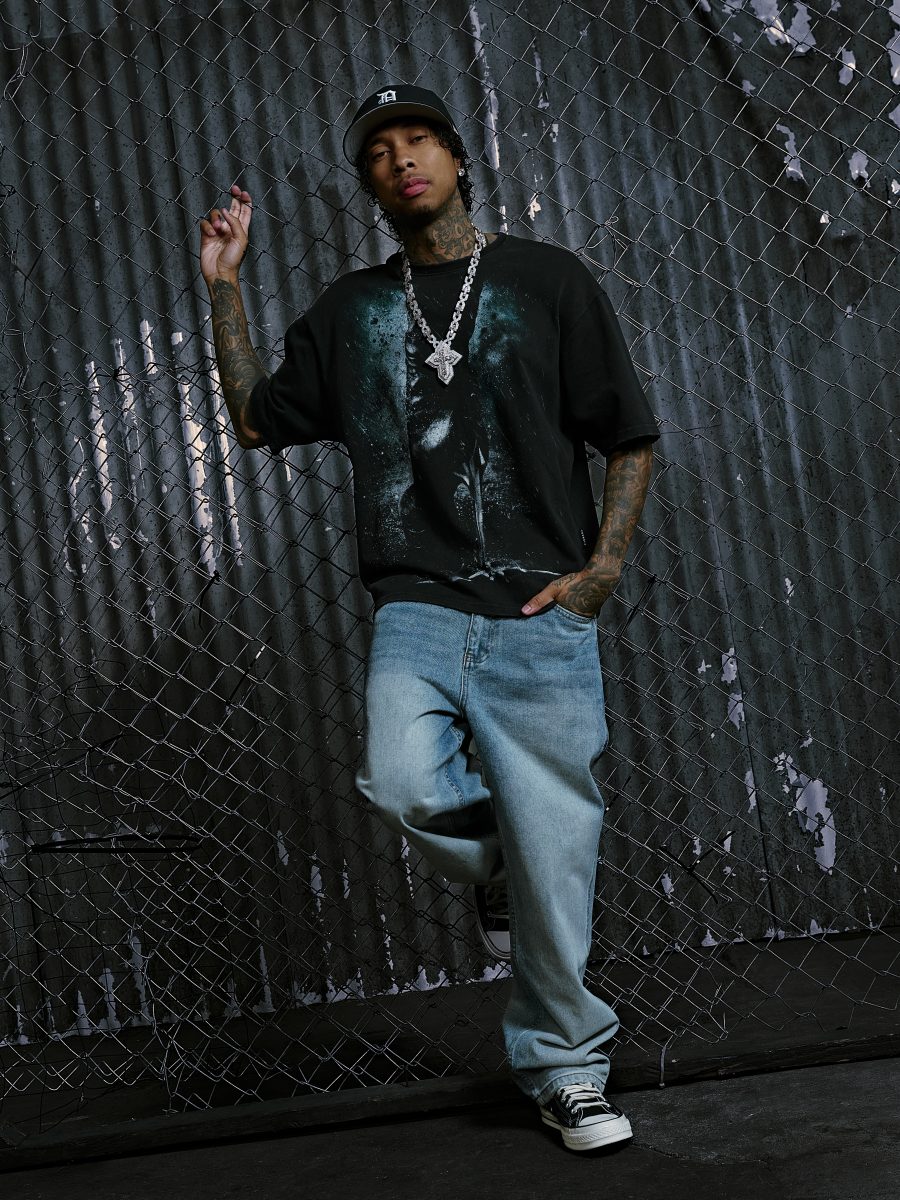 Tyga & YG Front YoungLA’s New Batman Collection Dropping This Black Friday Tyga & YG Front YoungLA’s New Batman Collection Dropping This Black Friday Vanity Teen 虚荣青年 Lifestyle & new faces magazine