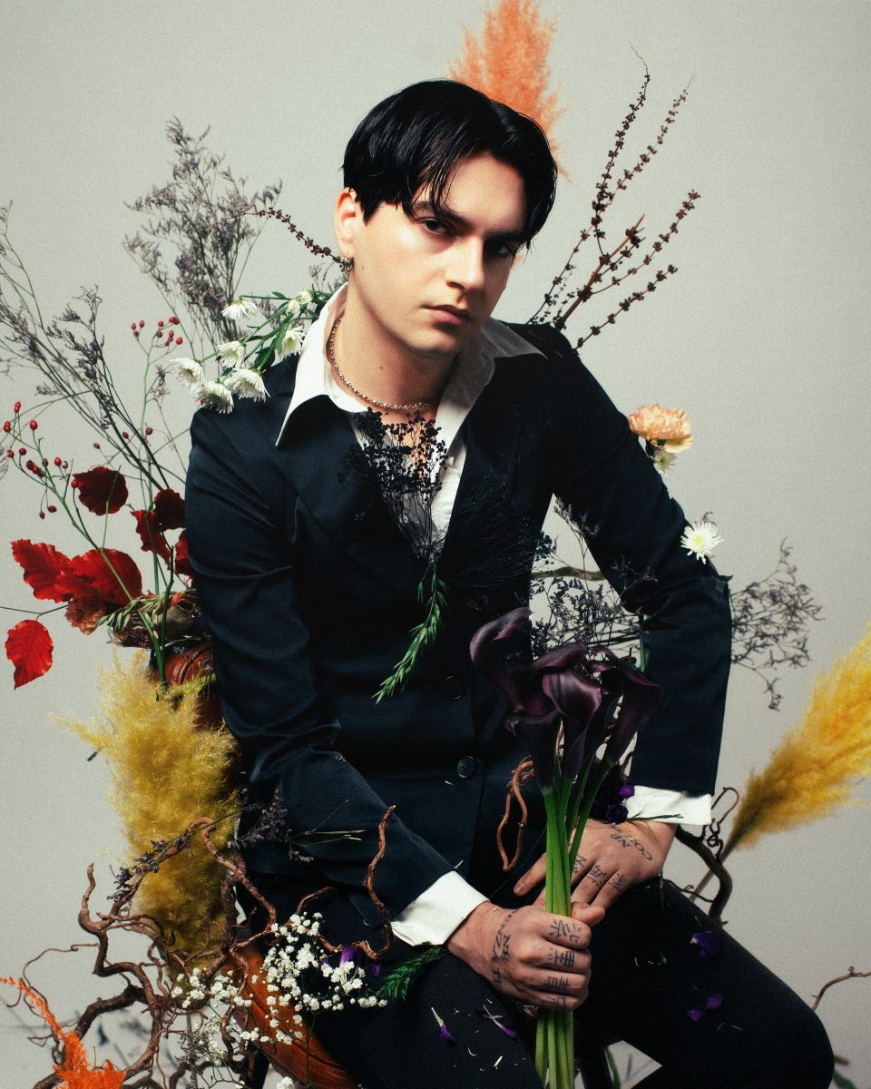 SETHU CELEBRATES HIS BIRTHDAY WITH THE RELEASE OF HIS NEW EP "IN FIORE" SETHU CELEBRATES HIS BIRTHDAY WITH THE RELEASE OF HIS NEW EP "IN FIORE" Vanity Teen 虚荣青年 Lifestyle & new faces magazine
