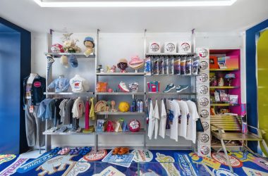 Stéphane Ashpool presents SOUVENIR PIGALLE : A Tribute to Pigalle, Blending Childhood Memories and Modernity Stéphane Ashpool presents SOUVENIR PIGALLE : A Tribute to Pigalle, Blending Childhood Memories and Modernity Vanity Teen 虚荣青年 Lifestyle & new faces magazine