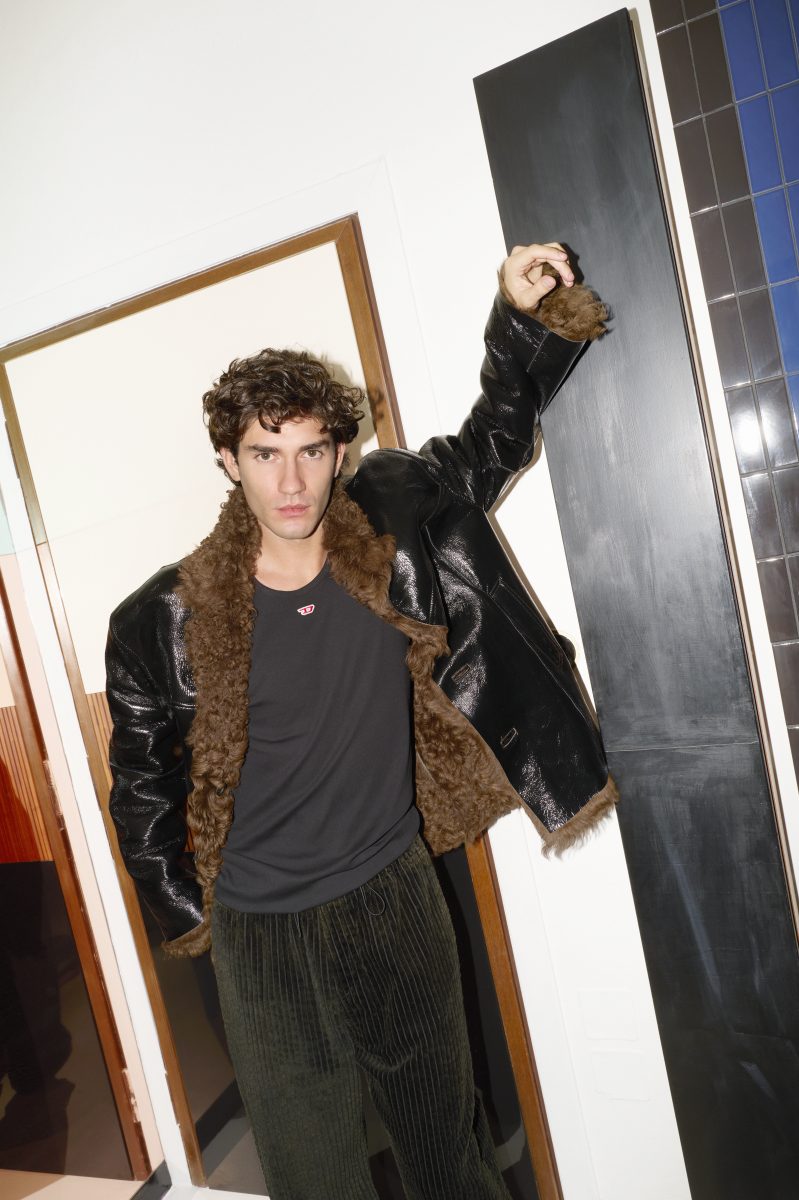 LOVE ME, LOVE ME - MICHELANGELO VIZZINI IS THE PROTAGONIST OF THE DECEMBER DIGITAL COVER LOVE ME, LOVE ME - MICHELANGELO VIZZINI IS THE PROTAGONIST OF THE DECEMBER DIGITAL COVER Vanity Teen 虚荣青年 Lifestyle & new faces magazine