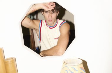 LOVE ME, LOVE ME - MICHELANGELO VIZZINI IS THE PROTAGONIST OF THE DECEMBER DIGITAL COVER LOVE ME, LOVE ME - MICHELANGELO VIZZINI IS THE PROTAGONIST OF THE DECEMBER DIGITAL COVER Vanity Teen 虚荣青年 Lifestyle & new faces magazine