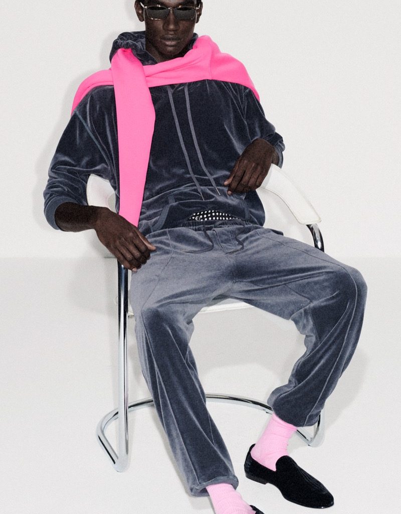 Haider Ackermann Smoothly Takes Over Tom Ford’s Legacy, Focusing on Leather and Fluidity Vanity Teen 虚荣青年 Lifestyle & new faces magazine Haider Ackermann Smoothly Takes Over Tom Ford’s Legacy, Focusing on Leather and Fluidity Haider Ackermann Smoothly Takes Over Tom Ford’s Legacy, Focusing on Leather and Fluidity Vanity Teen 虚荣青年 Lifestyle & new faces magazine